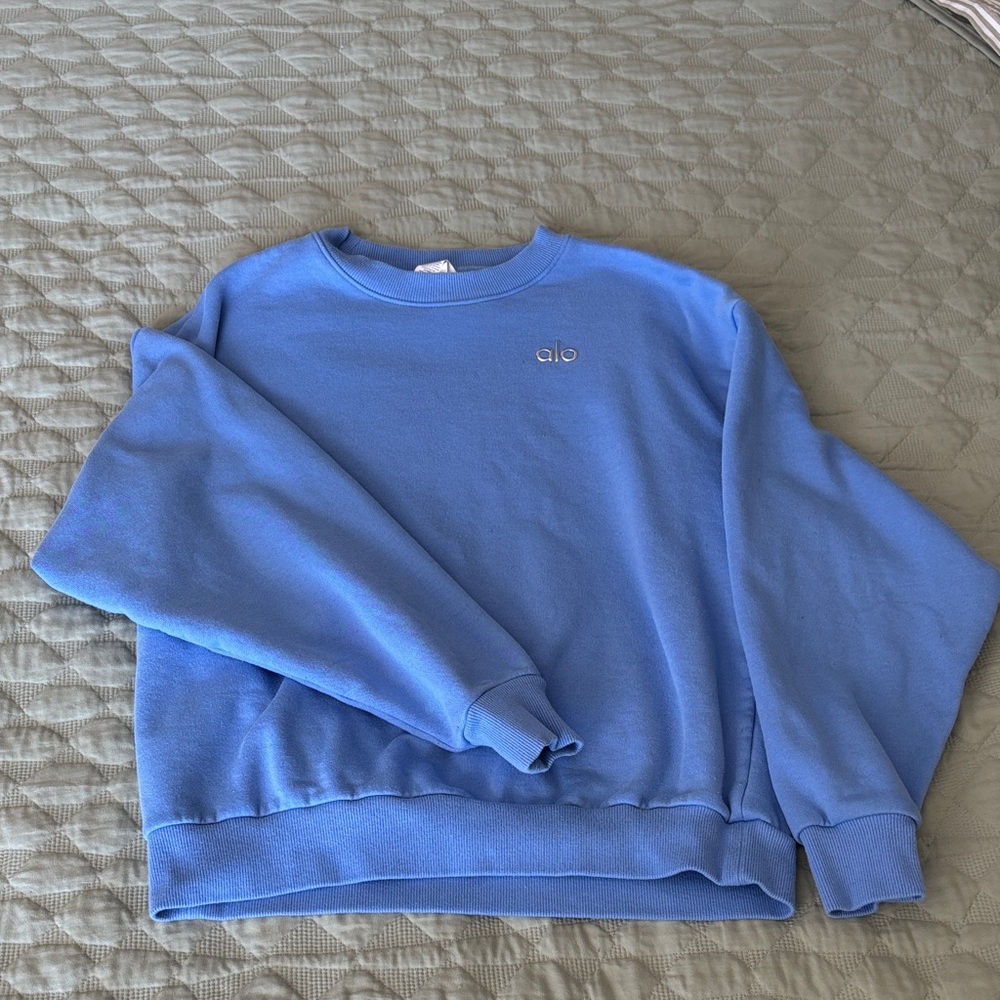 ALO Yoga Blue Crewneck Sweater